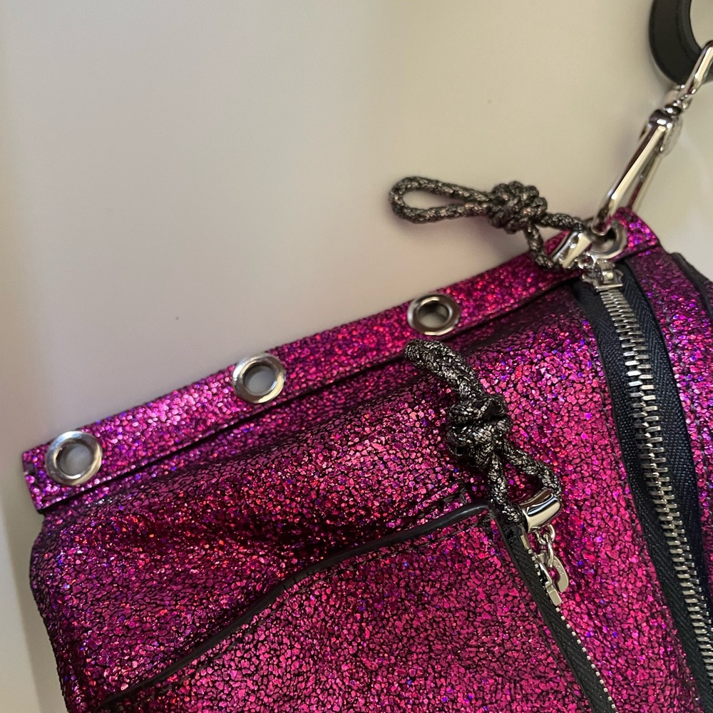 *****SOLD******FURLA RARE METALLIC GLITTER HOT PINK/FUSCHIA SMALL CROSSBODY - Picture 4 of 9